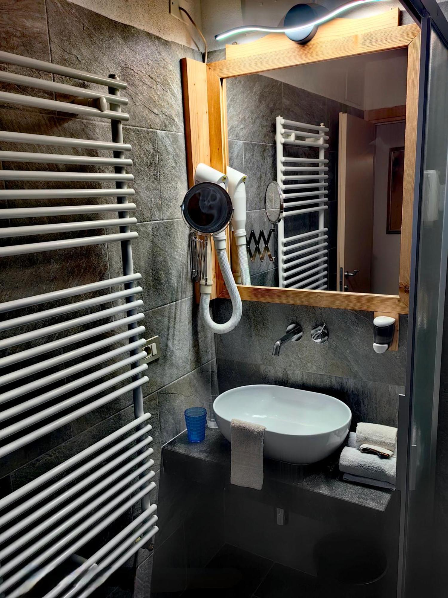 Hotel Ciamol Campitello di Fassa Eksteriør bilde