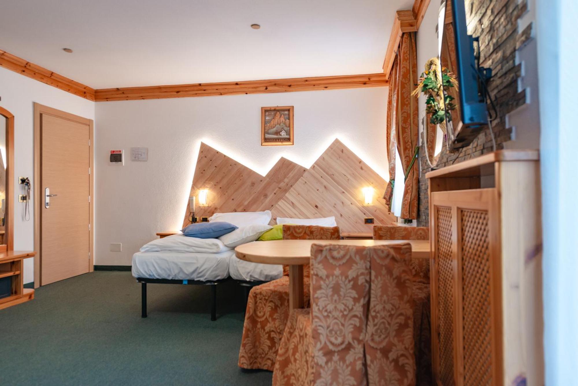 Hotel Ciamol Campitello di Fassa Eksteriør bilde