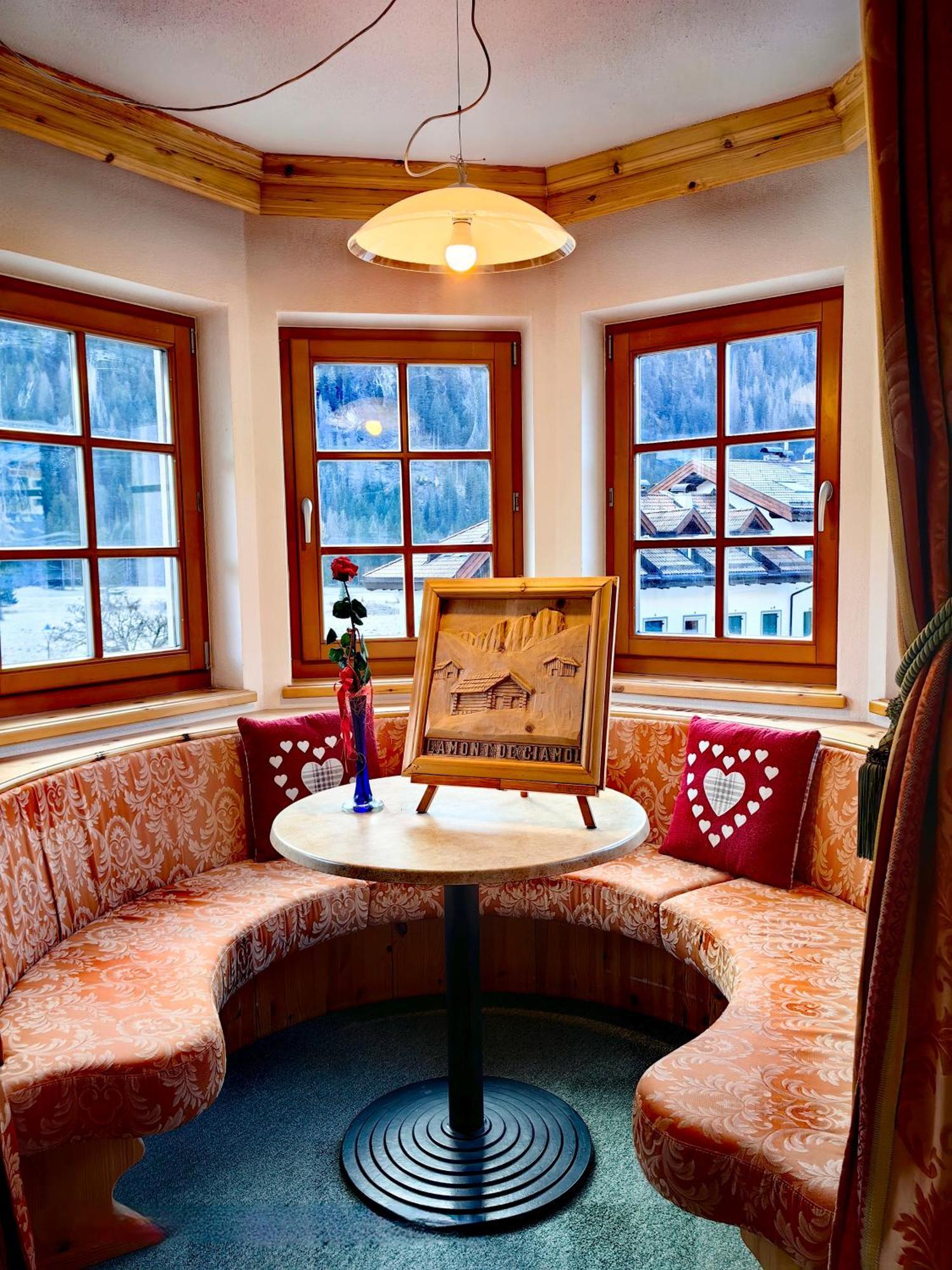 Hotel Ciamol Campitello di Fassa Eksteriør bilde